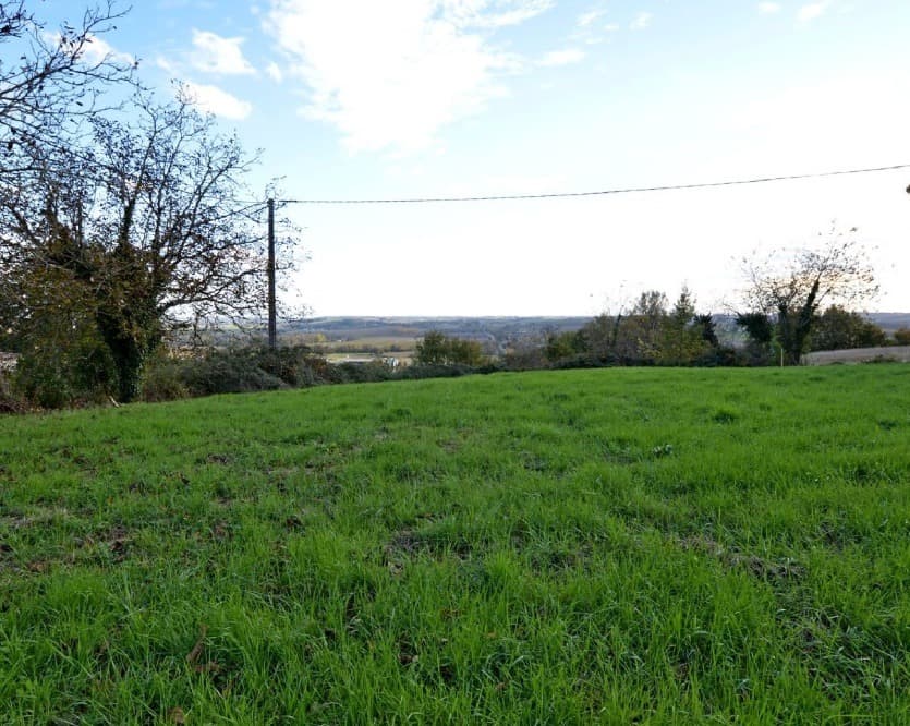 Terrain à partir de 600m² à Duras
