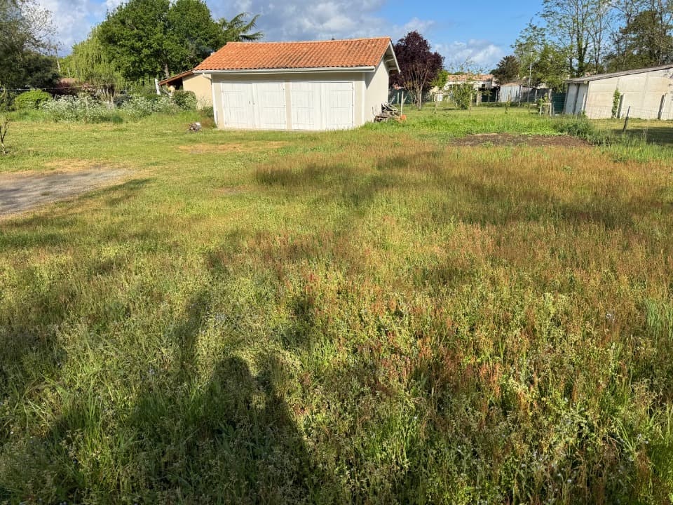 Terrain à partir de 850m² à Lesparre-Médoc