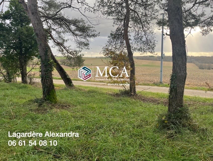 Terrain à partir de 800m² à Escassefort