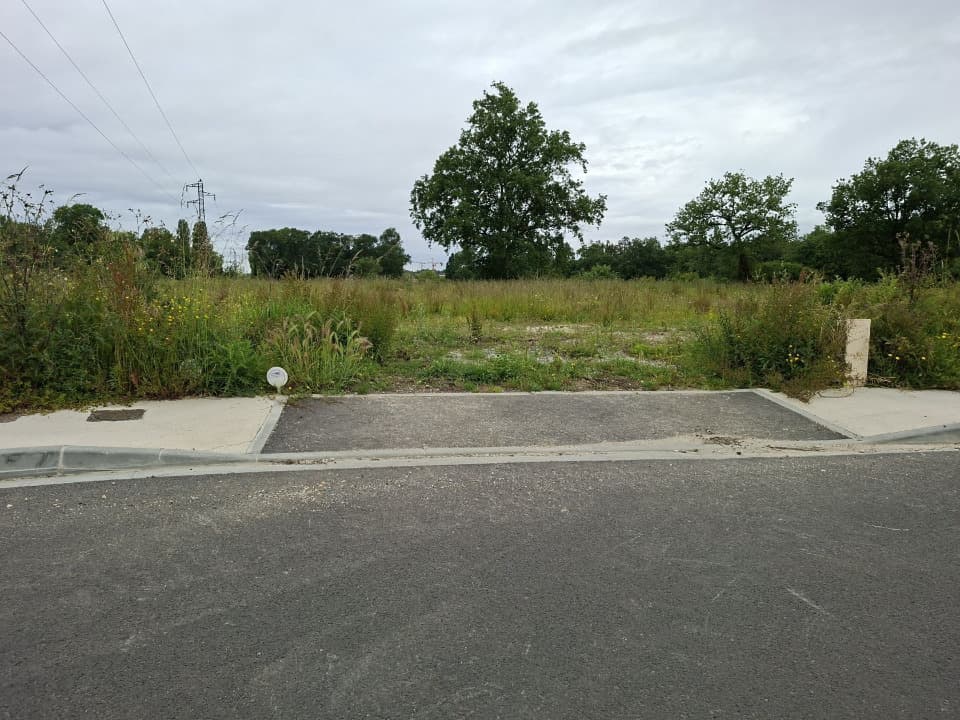 Terrain à partir de 390m² à Saint-Germain-du-Puch