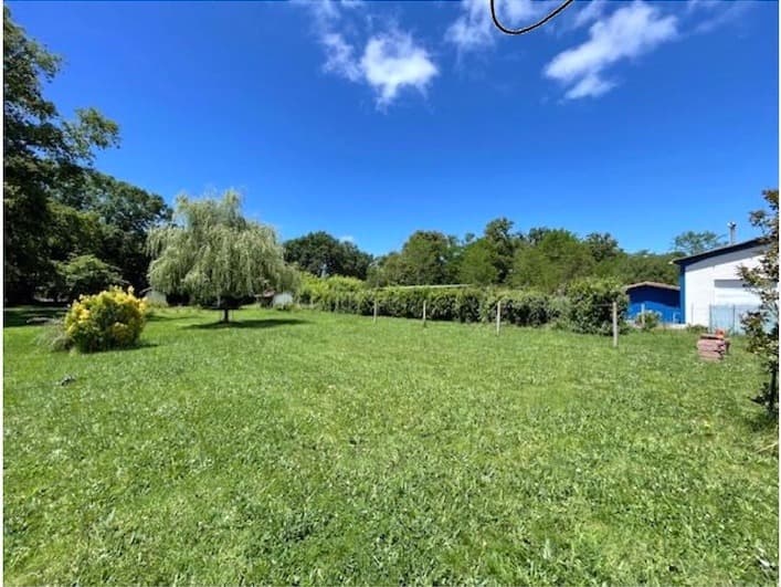Terrain à partir de 560m² à Saint-Vivien-de-Médoc