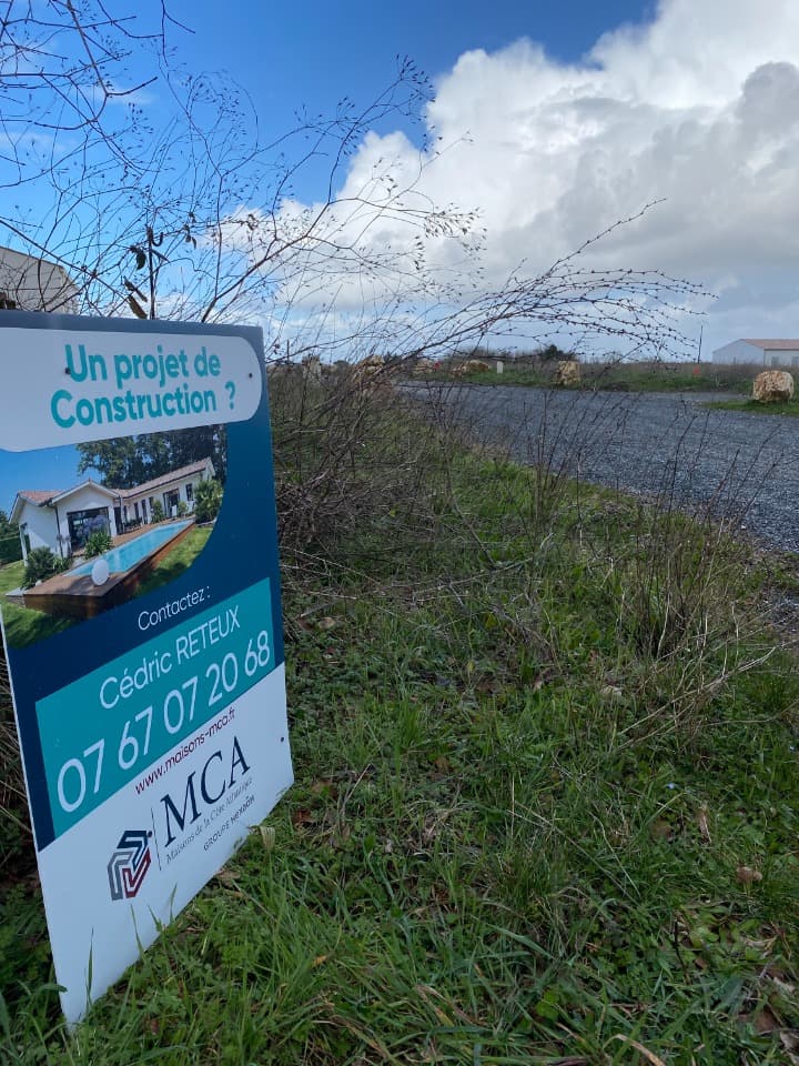 Terrain à partir de 321m² à Hiers-Brouage