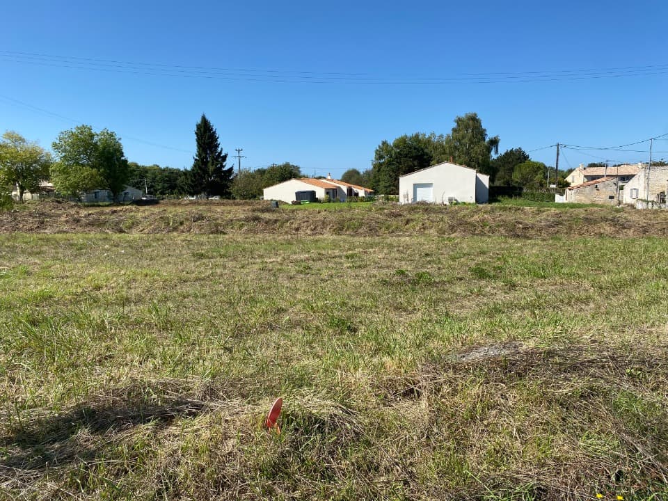 Terrain à partir de 723m² à Le Mung