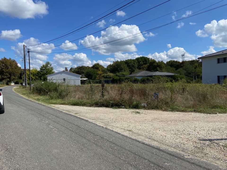 Terrain à partir de 719m² à Sadirac