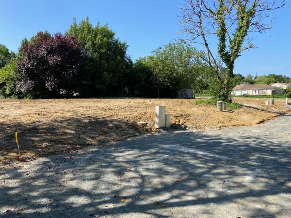 Terrain à partir de 582m² à Léognan