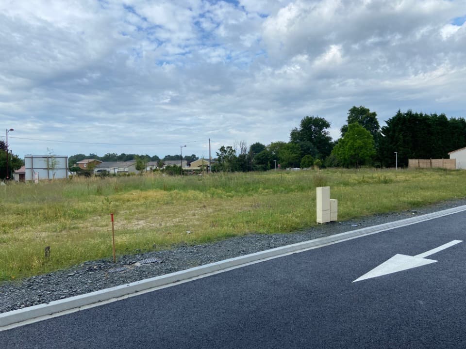 Terrain à partir de 640m² à Marmande