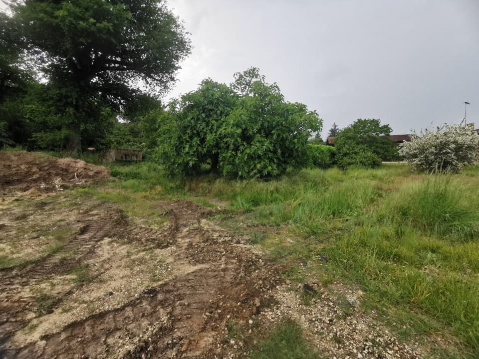 Terrain à partir de 670m² à Roaillan 1