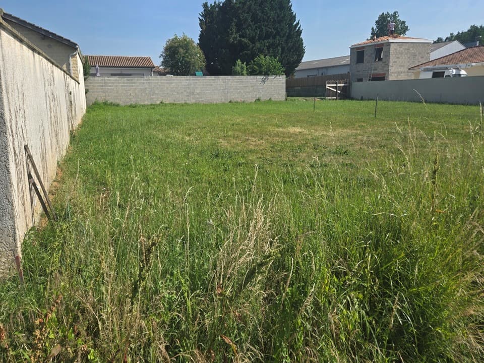 Terrain à partir de 426m² à Saint-André-de-Cubzac