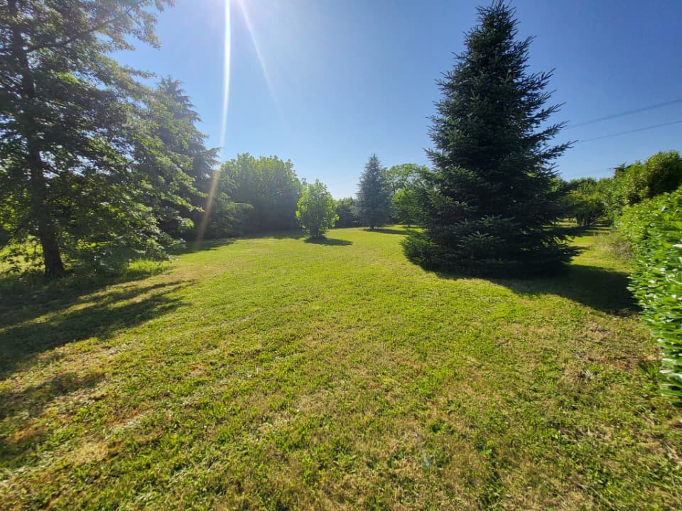 Terrain à partir de 610m² à Cours-de-Pile