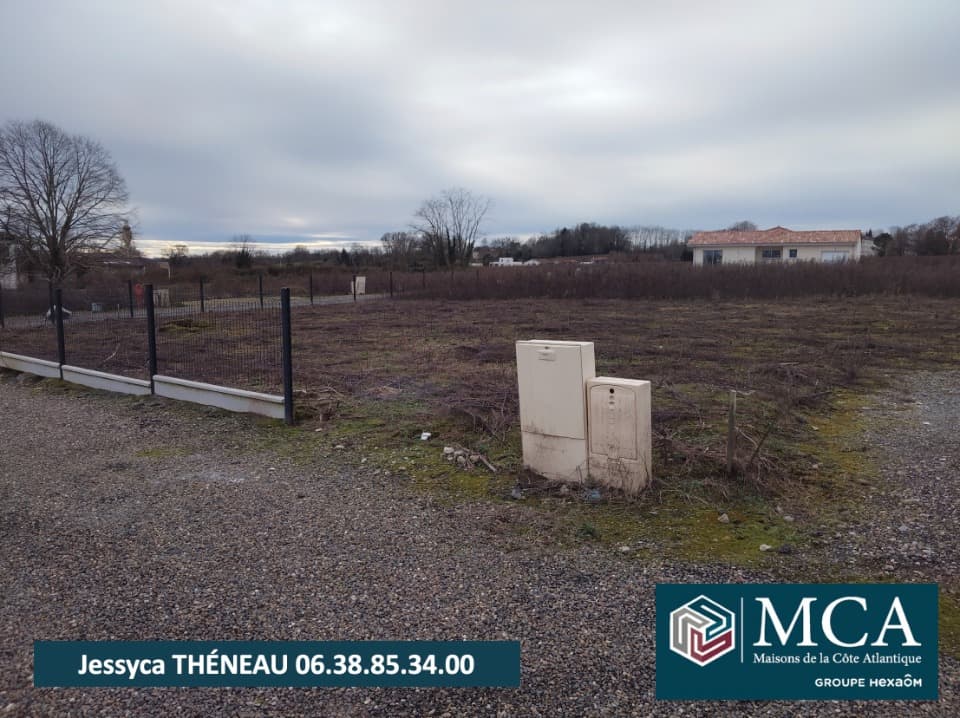 Terrain à partir de 553m² à Seyresse