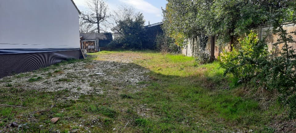 Terrain à partir de 250m² à Bordeaux 1