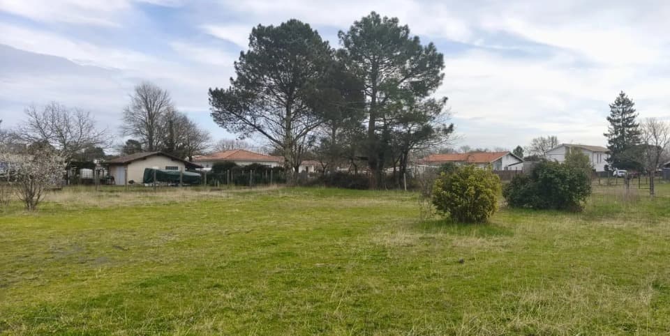 Terrain à partir de 500m² à Ychoux