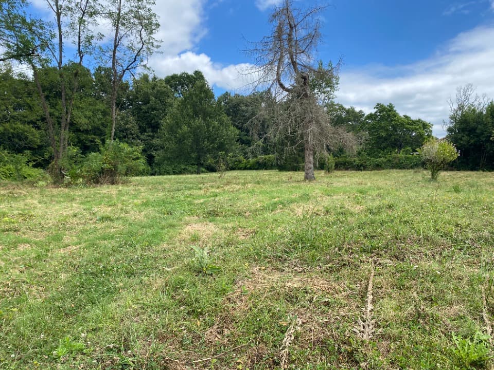 Terrain à partir de 704m² à Sadirac