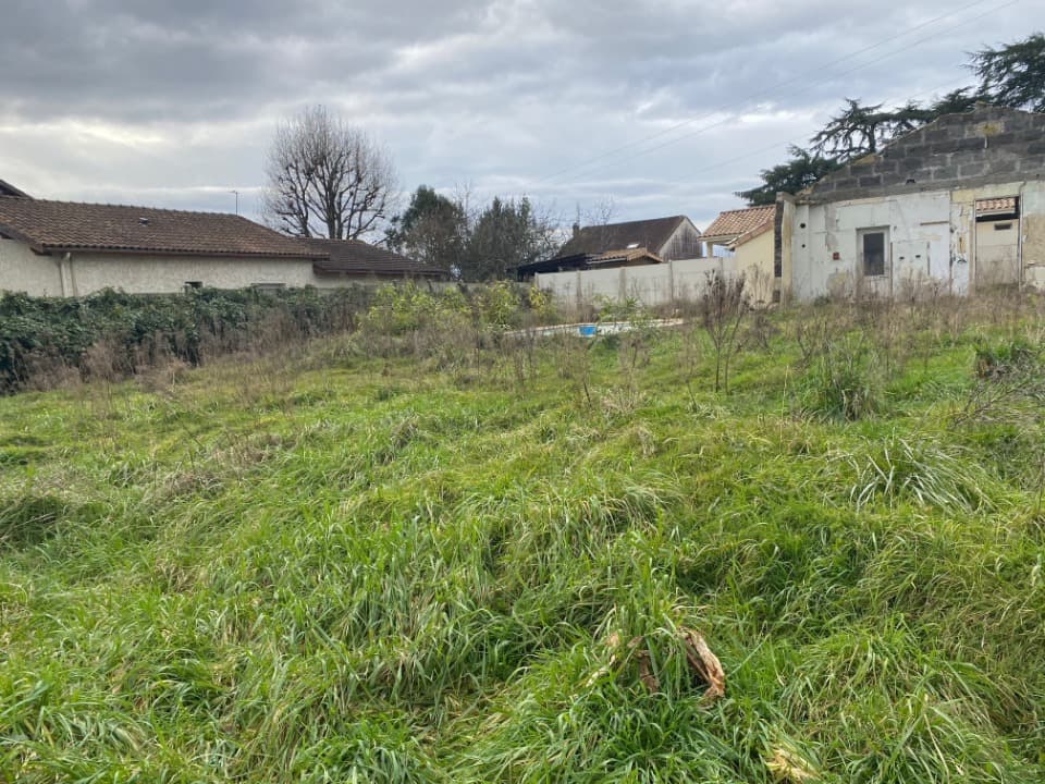 Terrain à partir de 358m² à Floirac