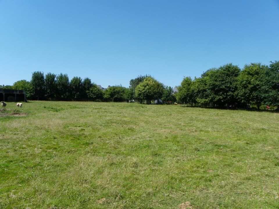 Terrain à partir de 690m² à Le Tuzan
