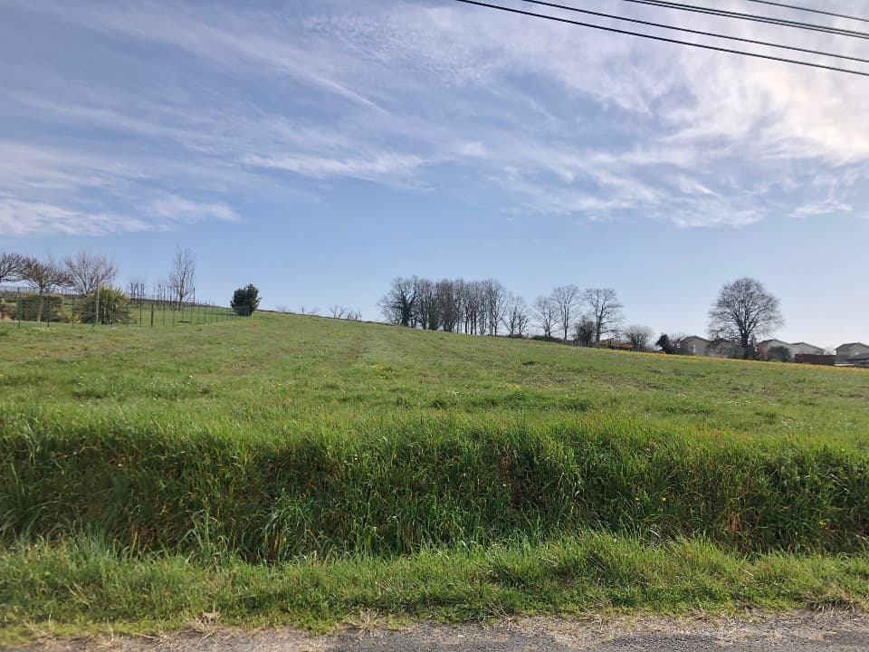 Terrain à partir de 790m² à Saint-Savin