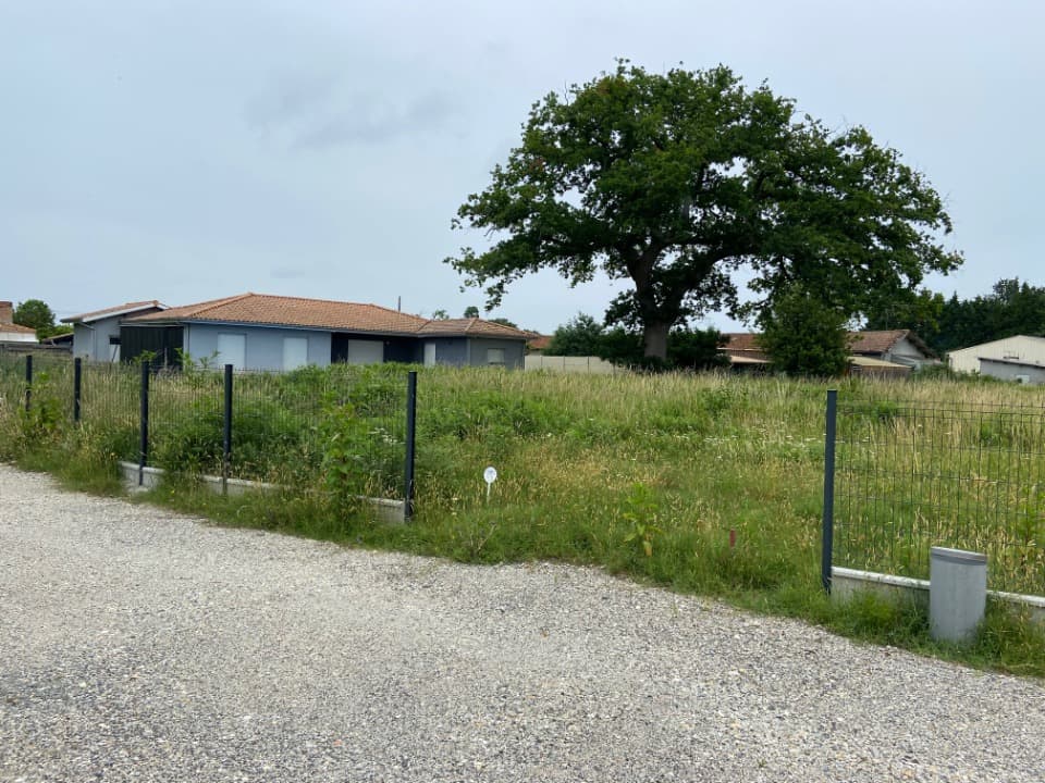 Terrain à partir de 554m² à Saint-Jean-d'Illac